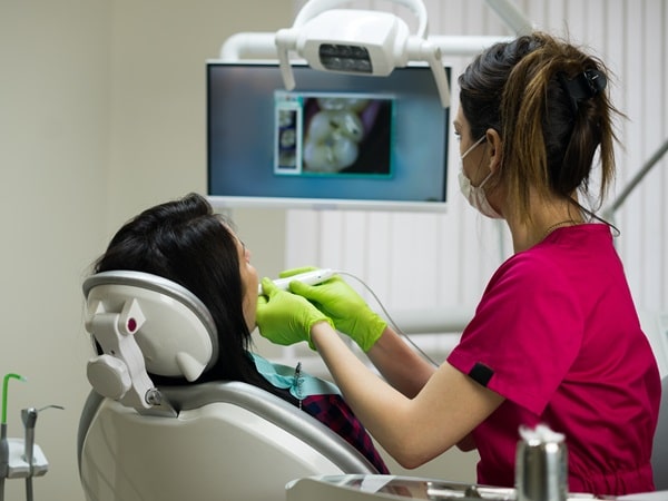 dental-technology-mercato-dental-centre-in-east-vancouver